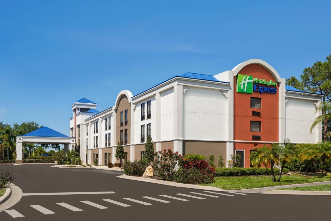 Holiday Inn Express Vero Beach-West I-95 By Ihg Exterior photo