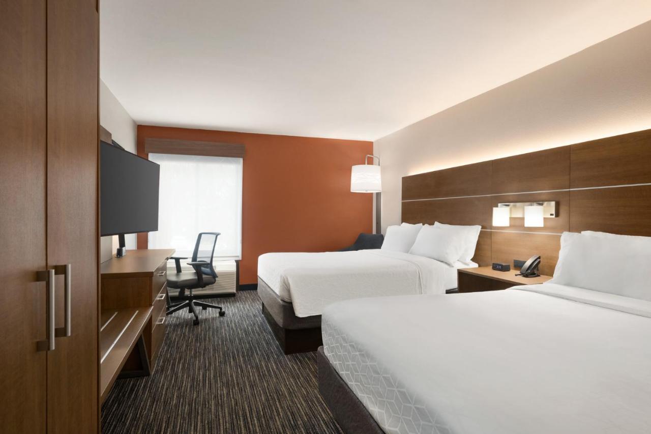 Holiday Inn Express Vero Beach-West I-95 By Ihg Exterior photo