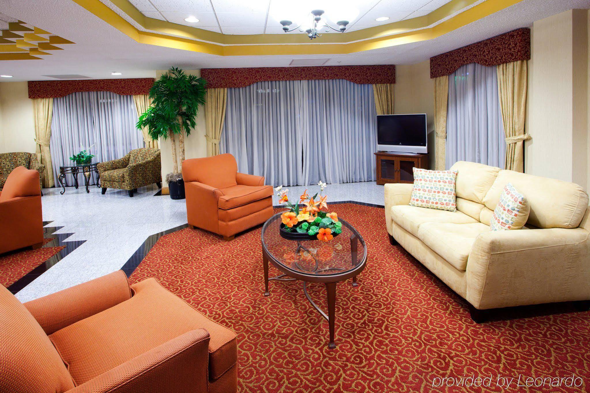 Holiday Inn Express Vero Beach-West I-95 By Ihg Exterior photo